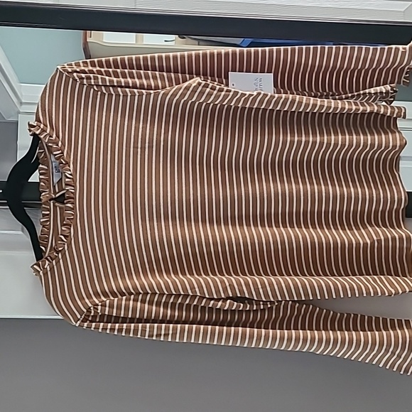 croft & barrow Tops - CROFT & BARROW WOMENS BROWN AND WHITE PLUS SIZE STRIPED LONG SLEEVE TOP SIZE XXL